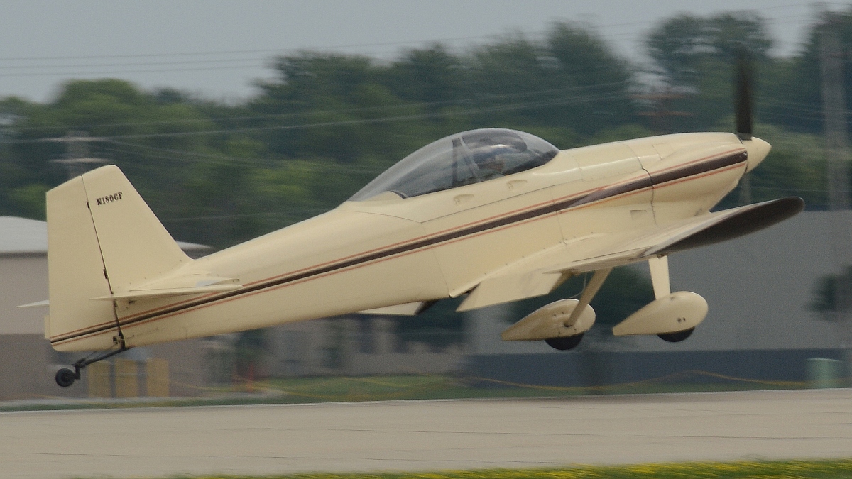 Rod's Aviation Photos: EAA Airventure 2016, Oshkosh: Van's